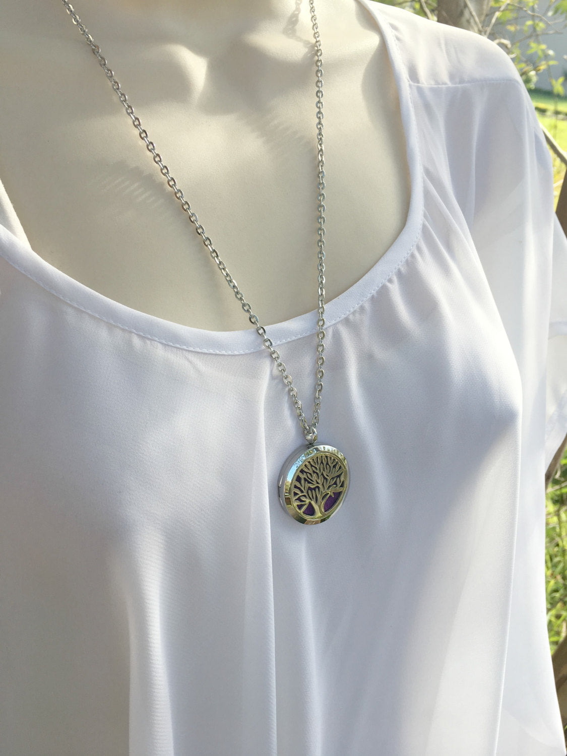 Essential Oil Diffuser Locket Necklace, Wear Your Scent and Choose Your Locket Design, Replaceable Pads Locket Diffuser Natural Calming Necklace